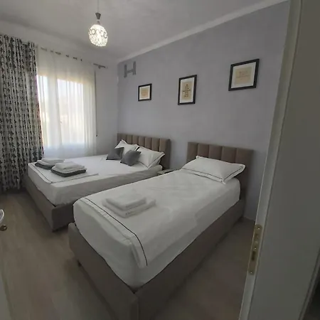 Alis Apartaments Himare Exterior photo