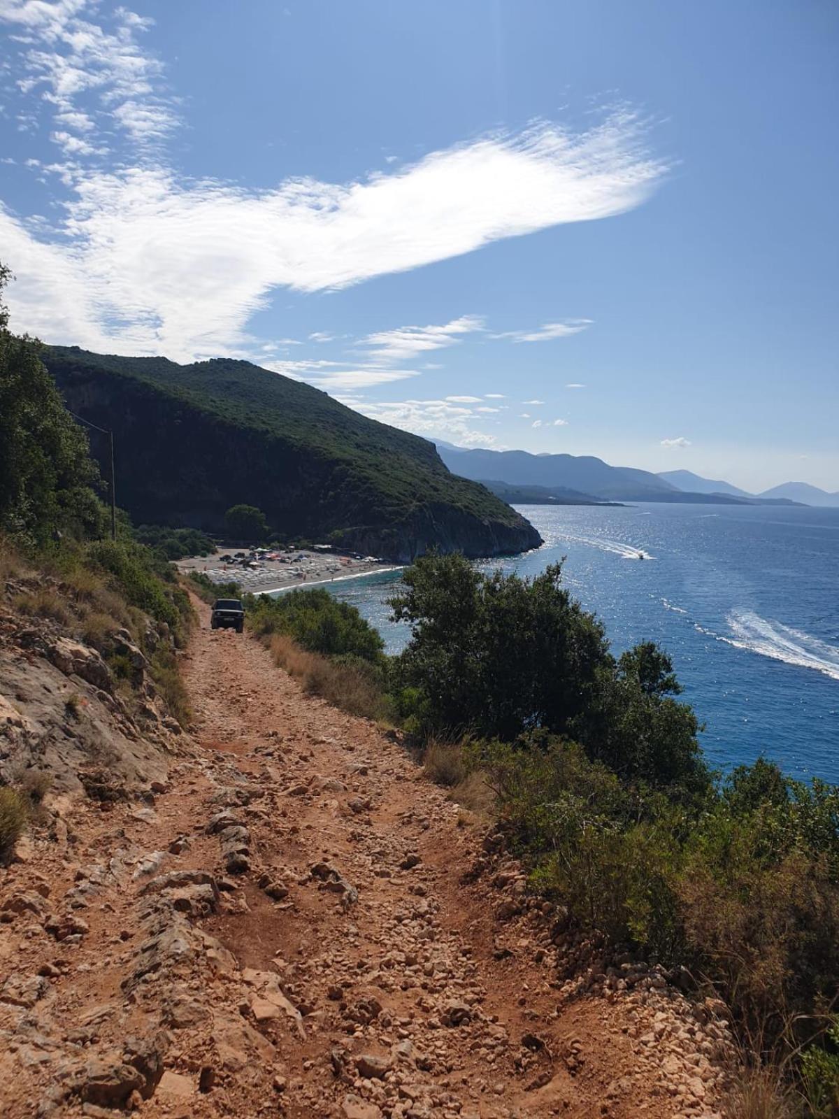 Apartment Alis Himare