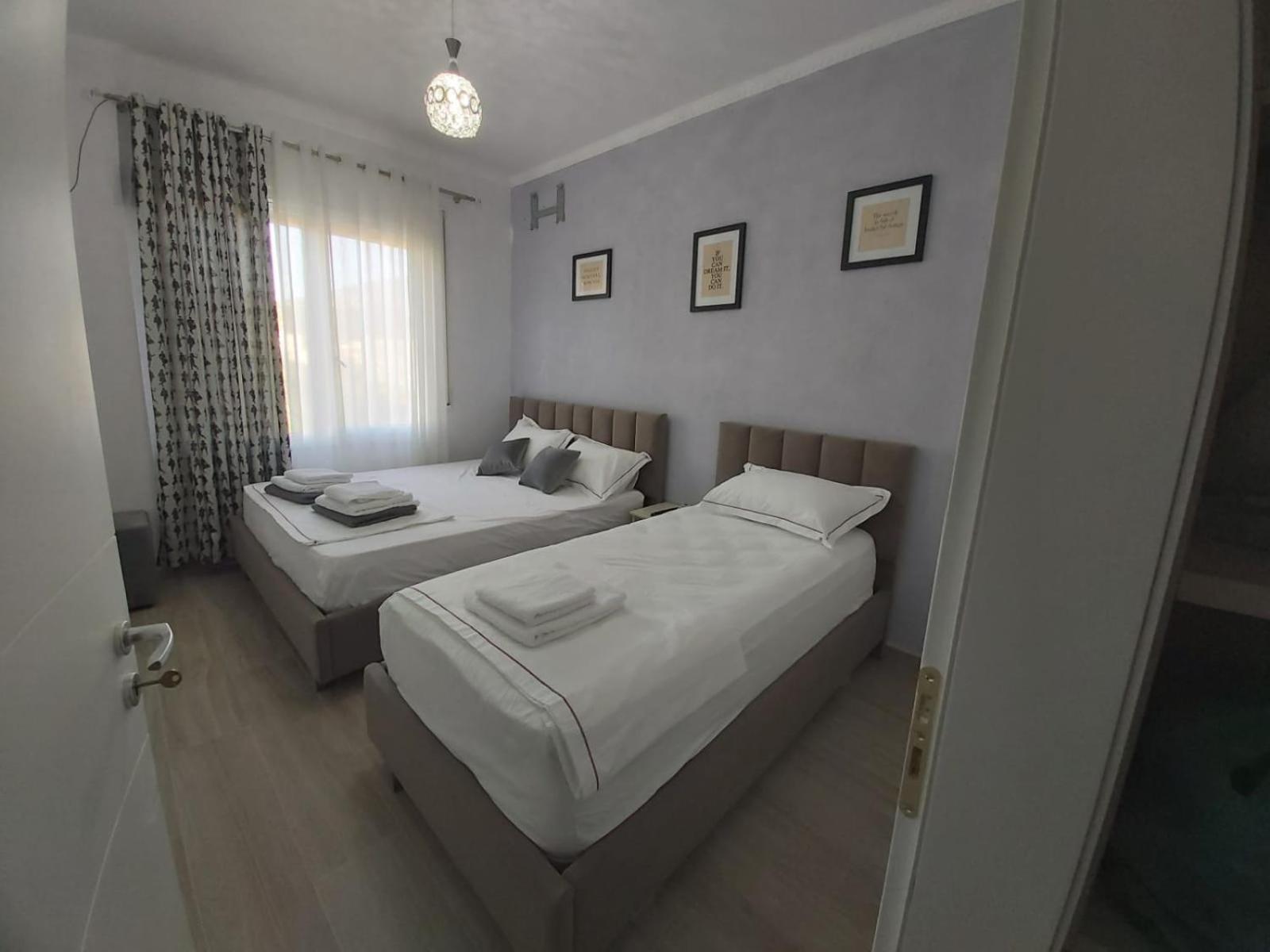 Alis Apartment *